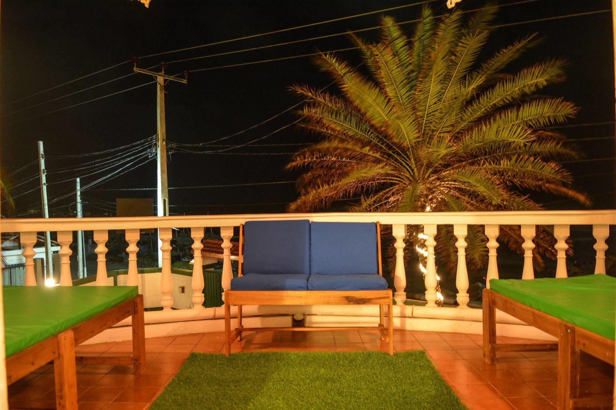 Explore Hostels Negombo Kochchikade Exteriér fotografie
