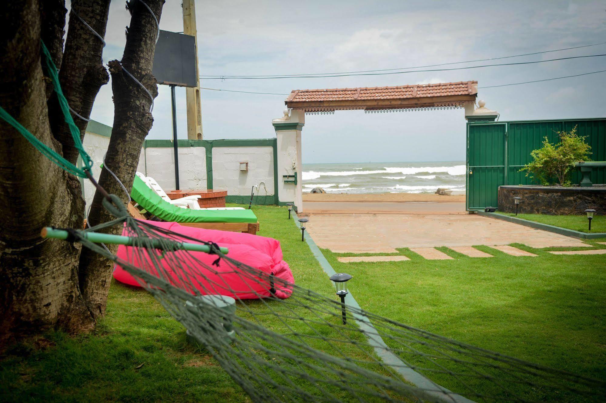 Explore Hostels Negombo Kochchikade Exteriér fotografie